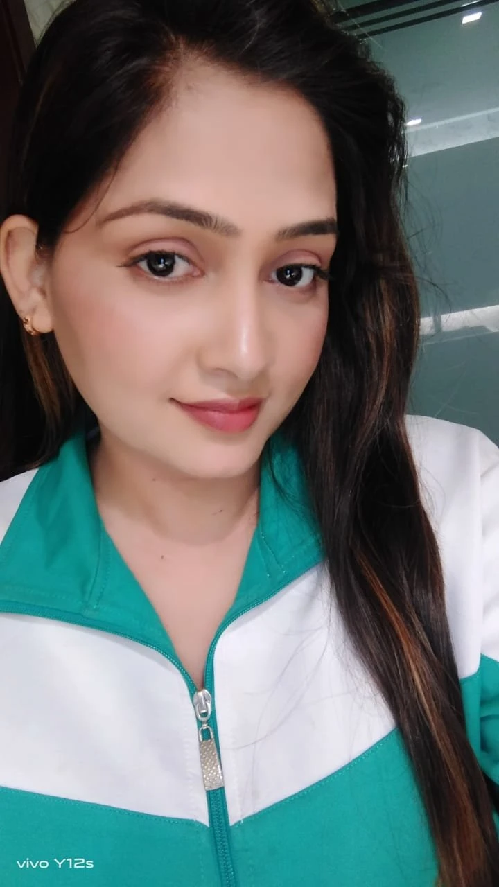 Pranchi Escort Real Meeting in Thane – Indian escort in Thane — 2 / 4