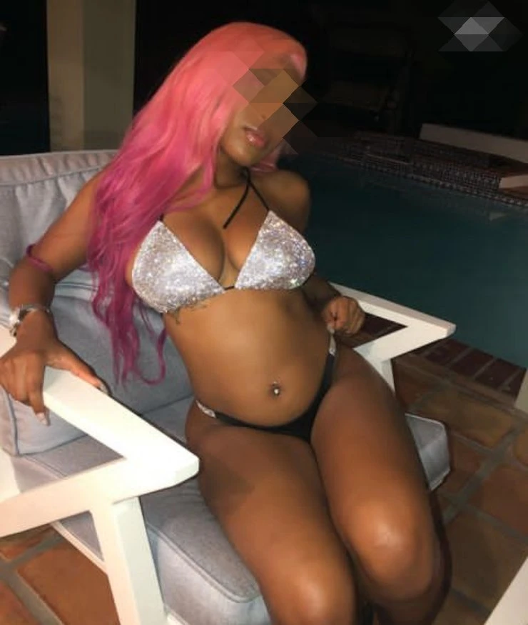 Calia – French escort in Abidjan — 3 / 5