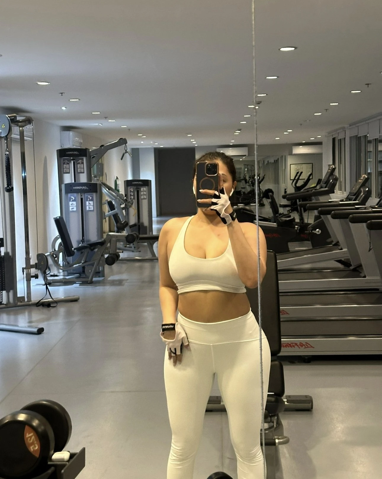 Discreet Submissive Girl in HK! – Filipino escort in Hong Kong — 6 / 9