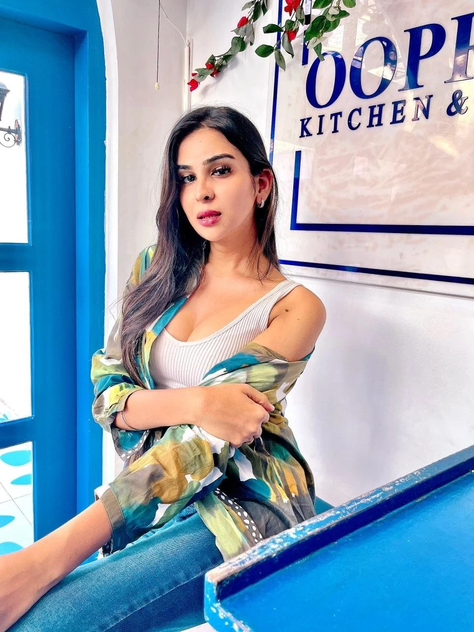 Glossy Girl SUHANA – Indian escort in New Delhi — 4 / 9