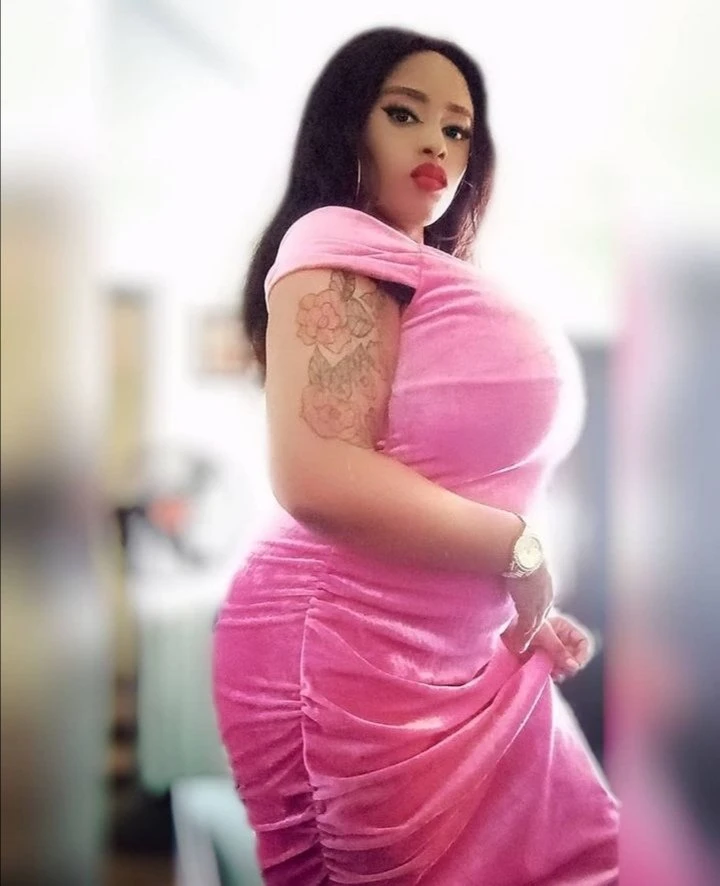 Lovina – Kenyan escort in Lomé — 3 / 5