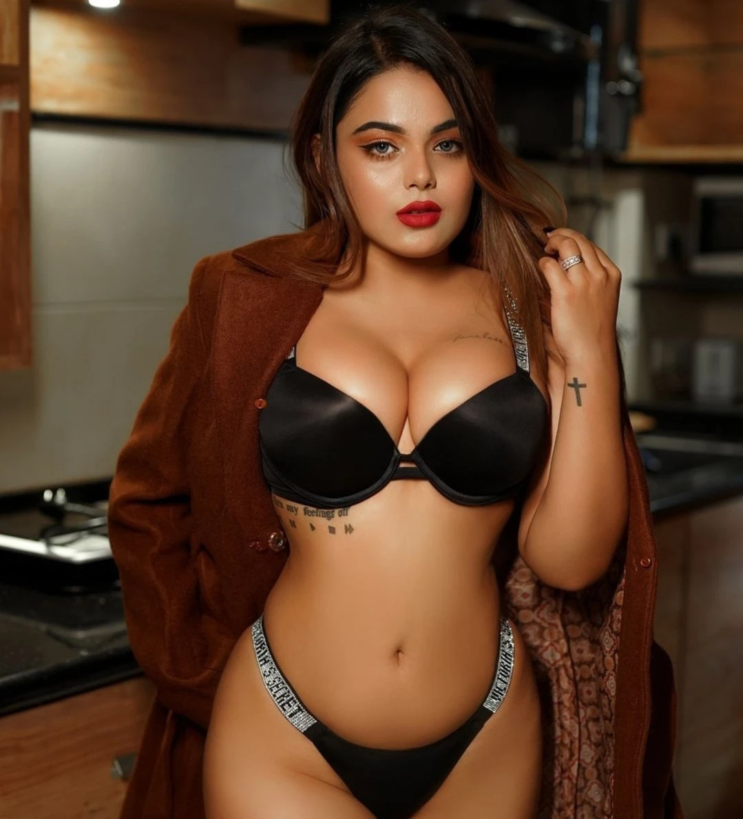 Reeta Kumari – Indian escort in Auckland — 2 / 3