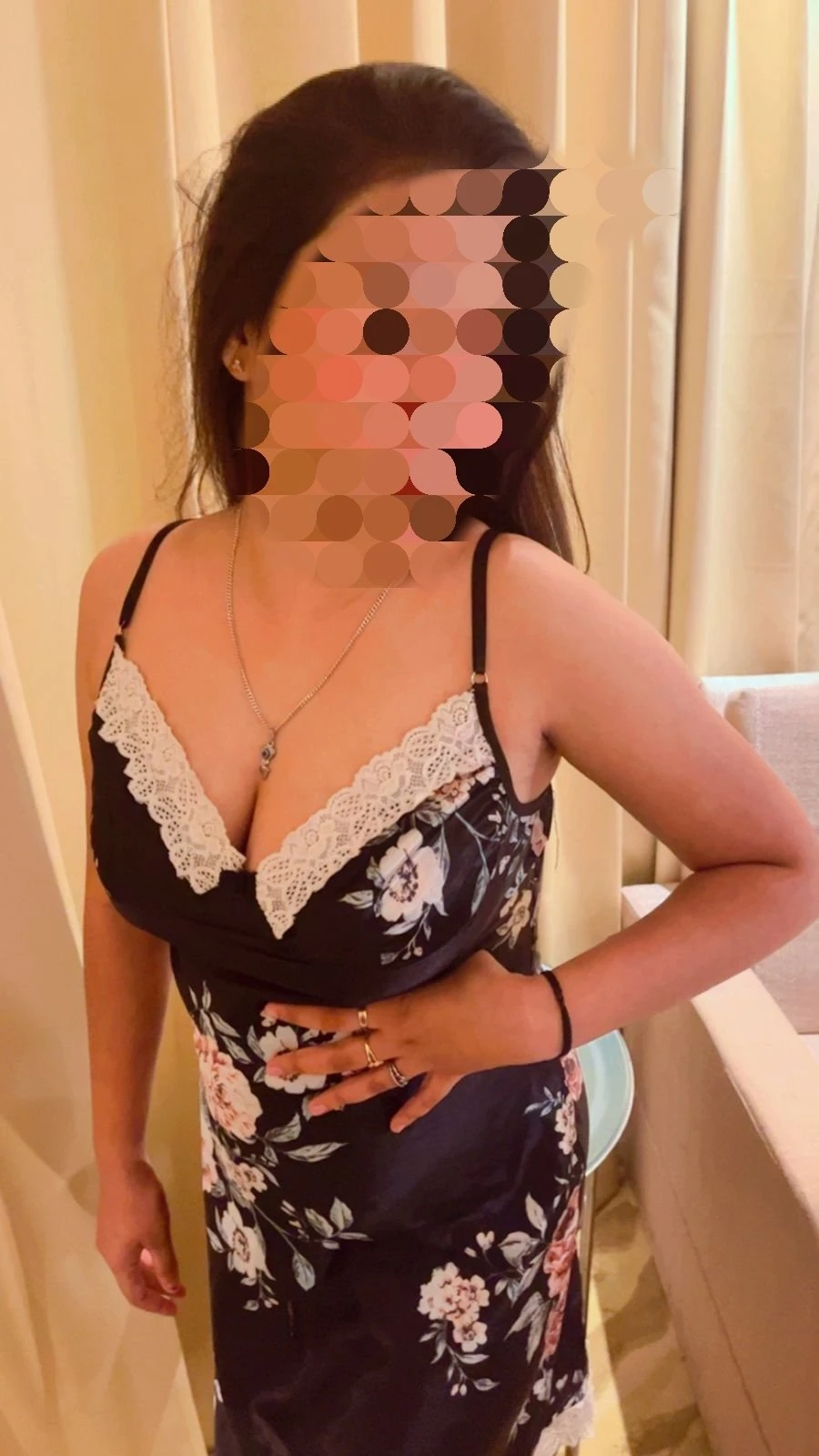 Divya – Indian escort in Hyderabad — 3 / 4