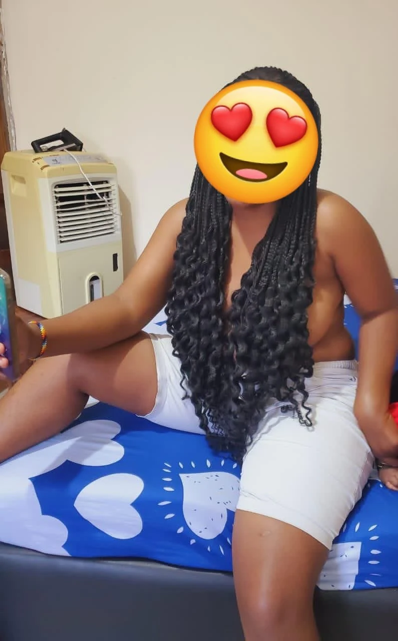 Cute Zuu – South African escort in Noida — 2 / 3