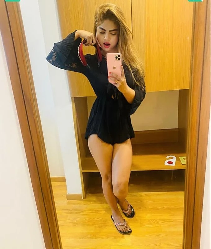 High Profile Top Model Tammana – Indian escort in Hyderabad — 2 / 5