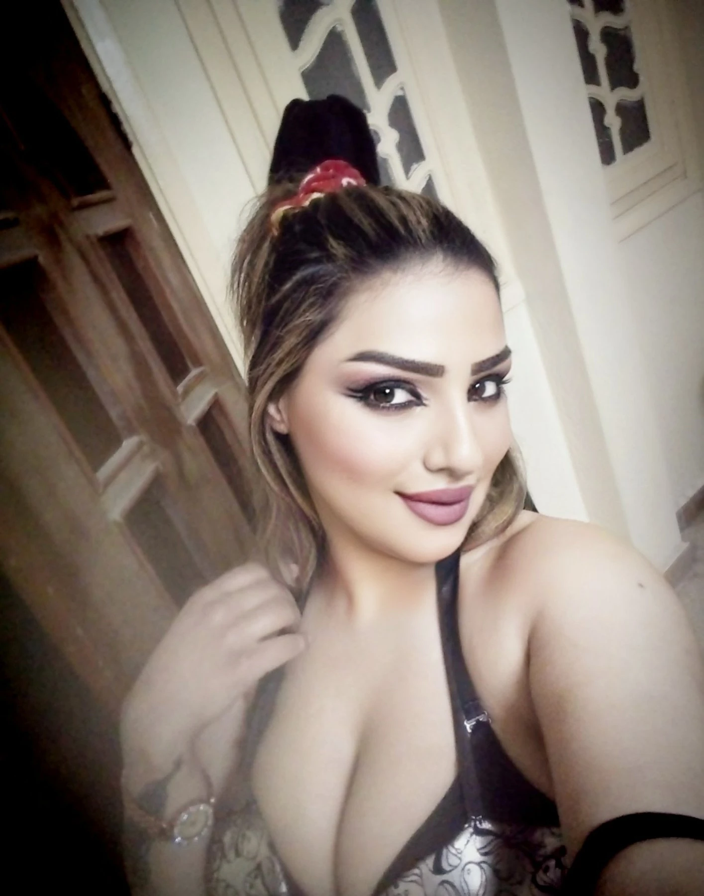 لجين – Lebanese escort in Beirut — 4 / 6