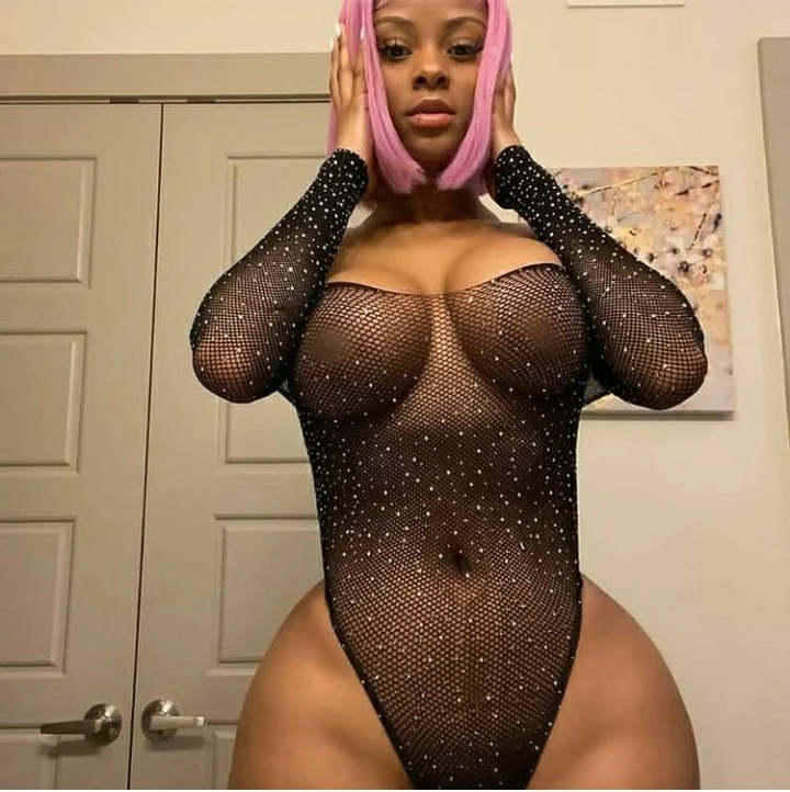 Tina – South African escort in Beirut, Escort, Beirut