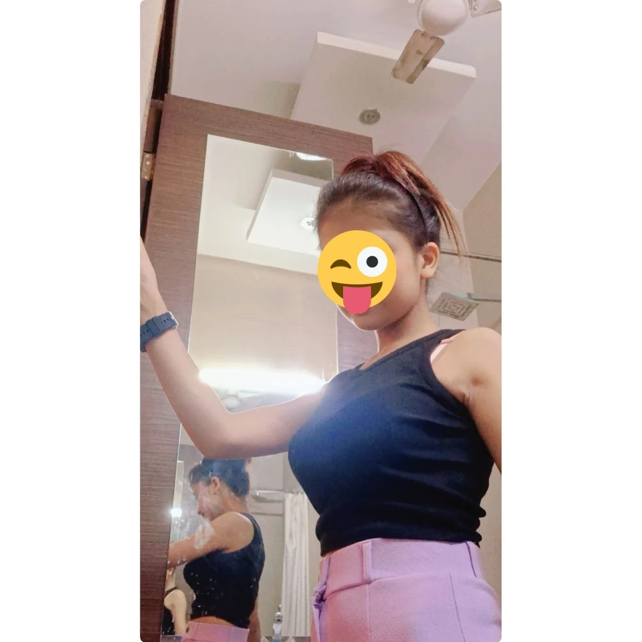 Ruhi 3098 – Indian escort in New Delhi — 5 / 7