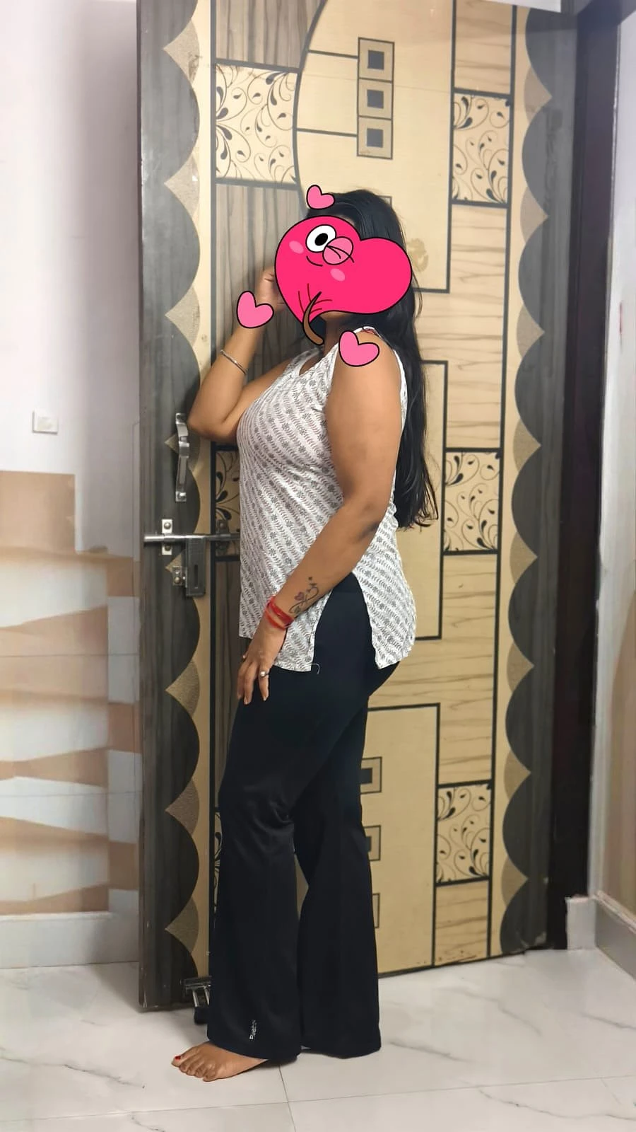 Hi. I Am Divisha for cam and real – Indian escort in New Delhi — 6 / 7