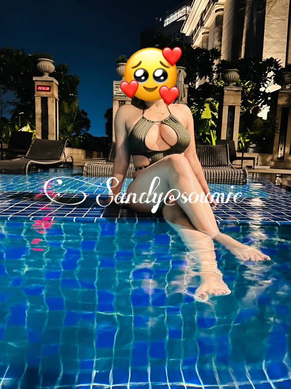 Beauty With Brains – Indian escort in Kolkata — 26 / 31