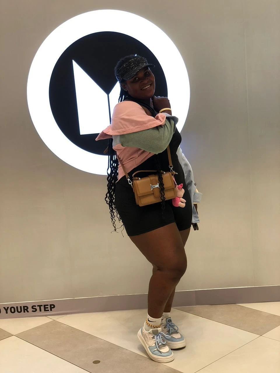 Joy Giver – Kenyan escort in Hanoi — 3 / 4