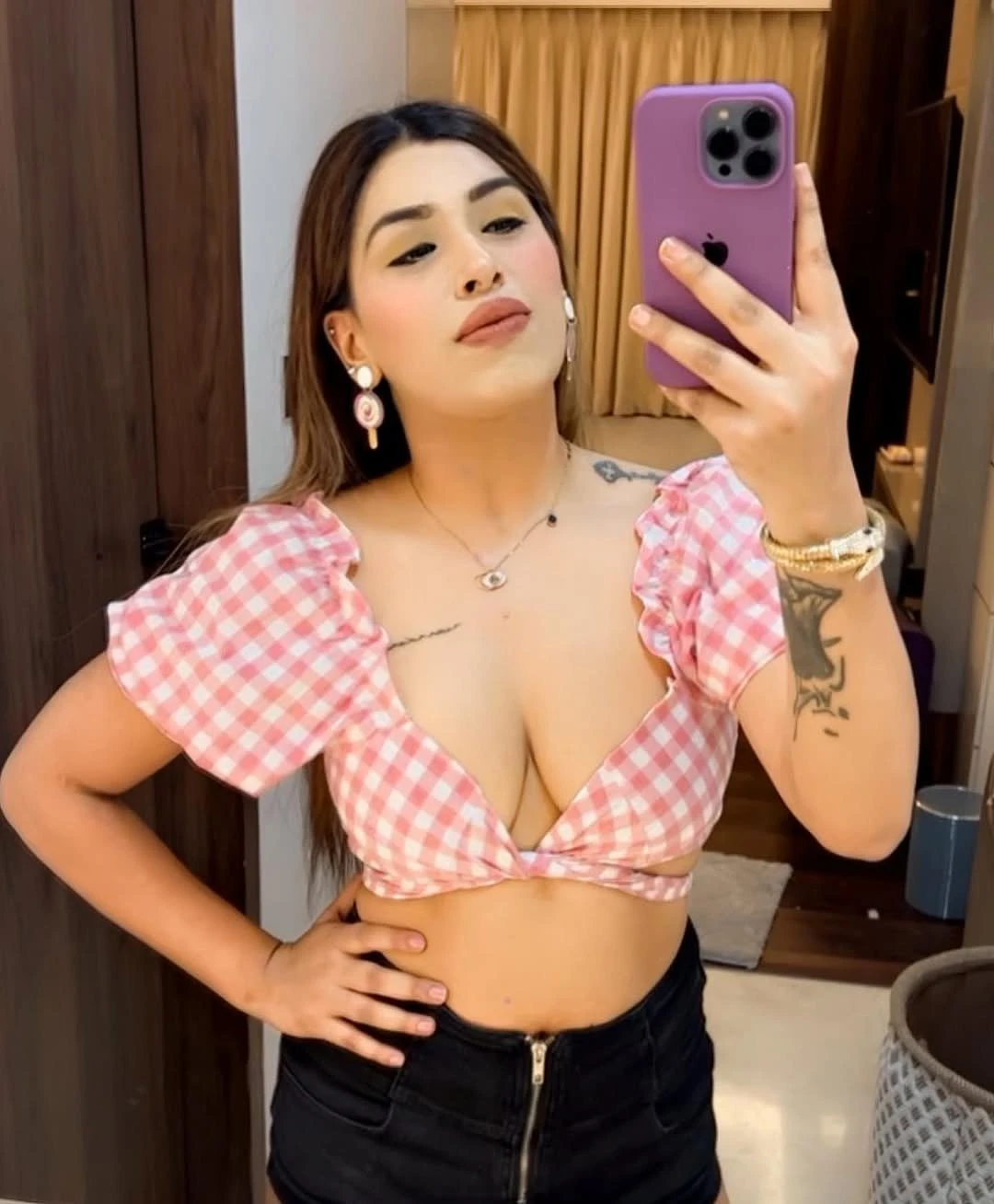 Riya Escort Vvip – Indian escort in Shillong — 2 / 3