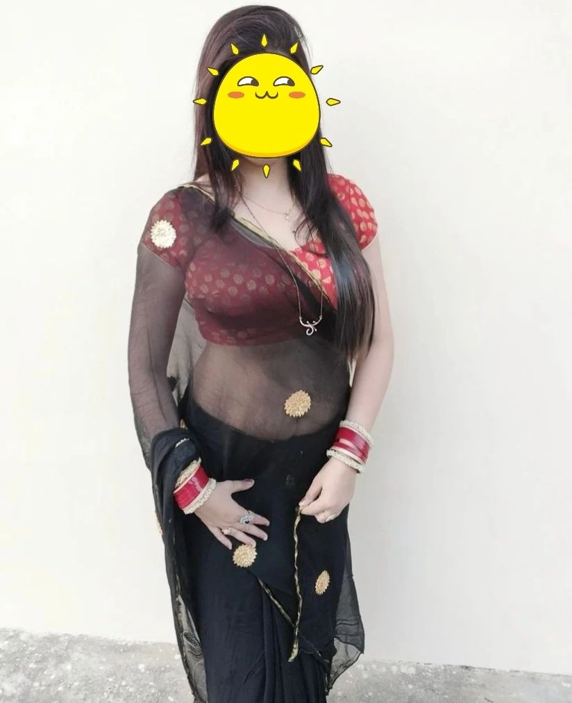 Soniya Bhabhi – Indian escort in Kanpur — 2 / 8