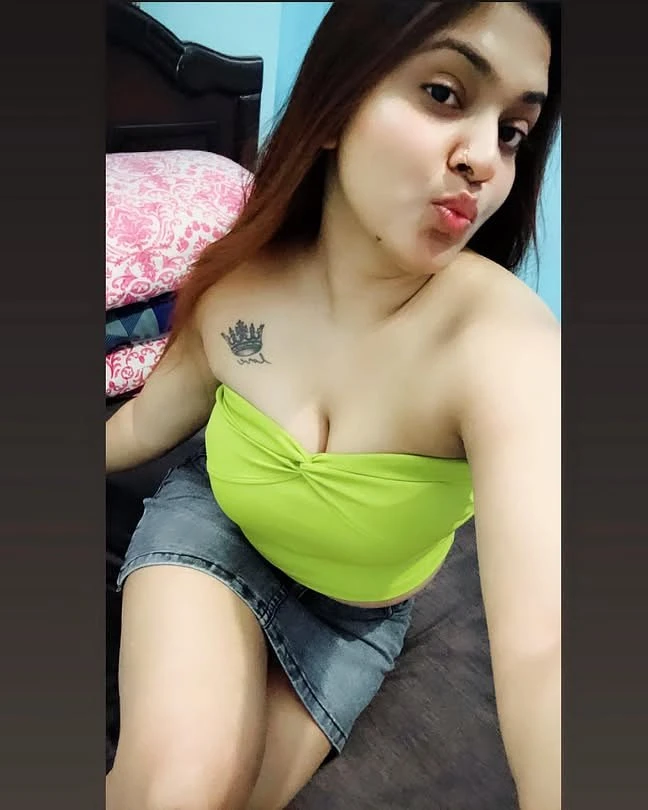 Aarti – Indian escort in Vijayawada — 2 / 3