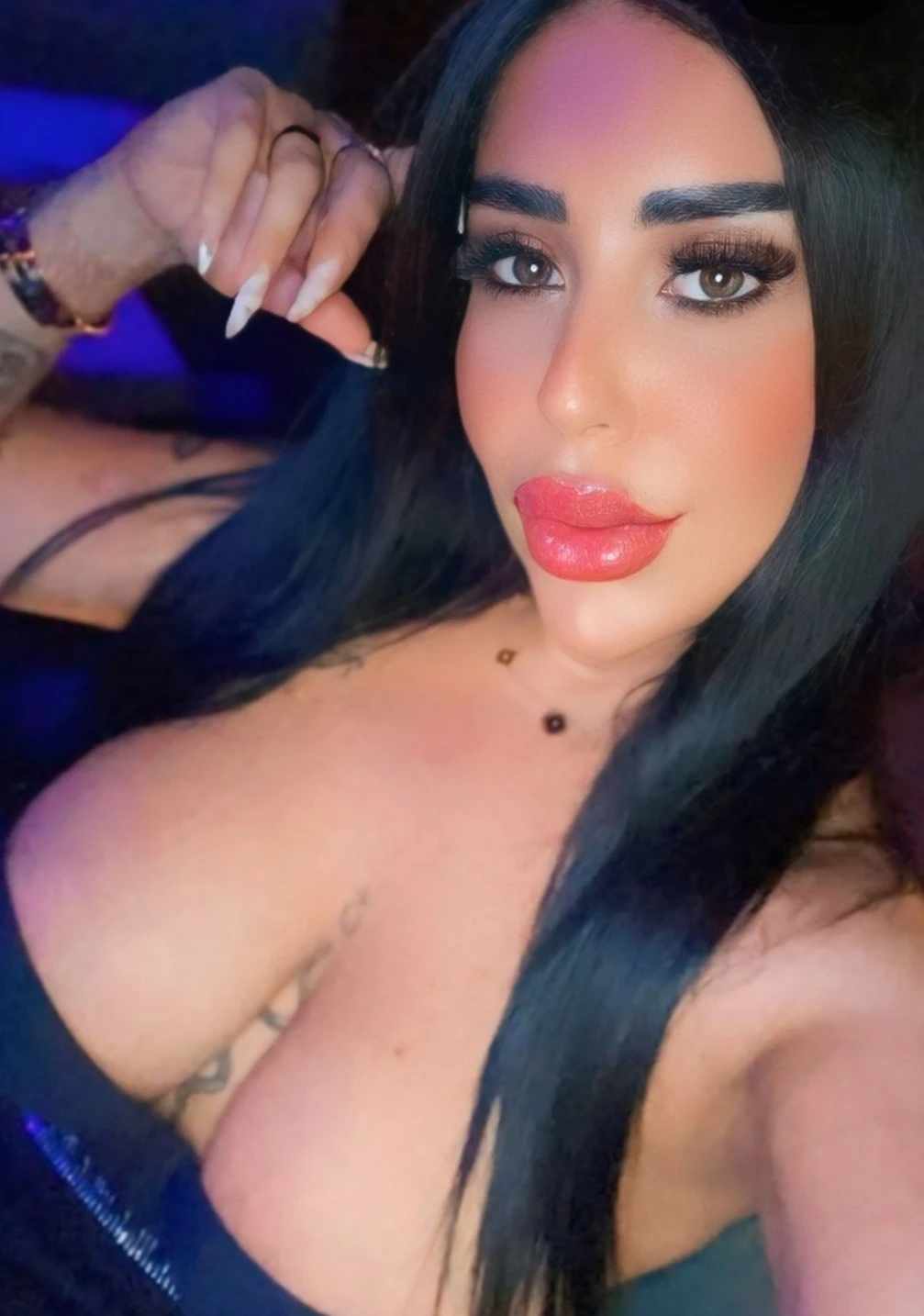 Yara – Lebanese escort in Beirut — 3 / 7