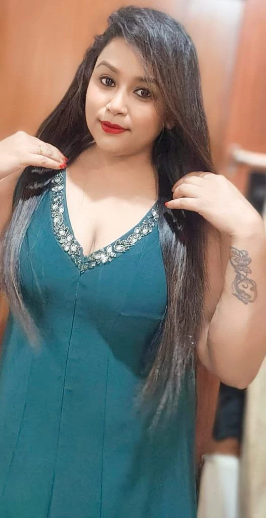 Nikita Sharma – escort in Pune — 13 / 14