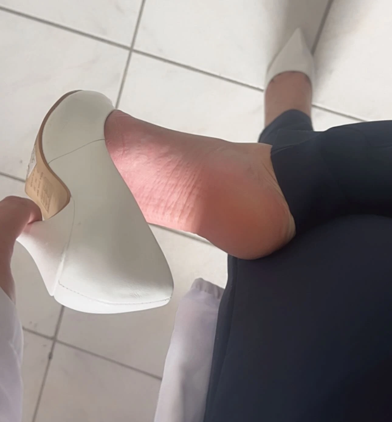 Kajal – Indian dominatrix in Mumbai — 10 / 22