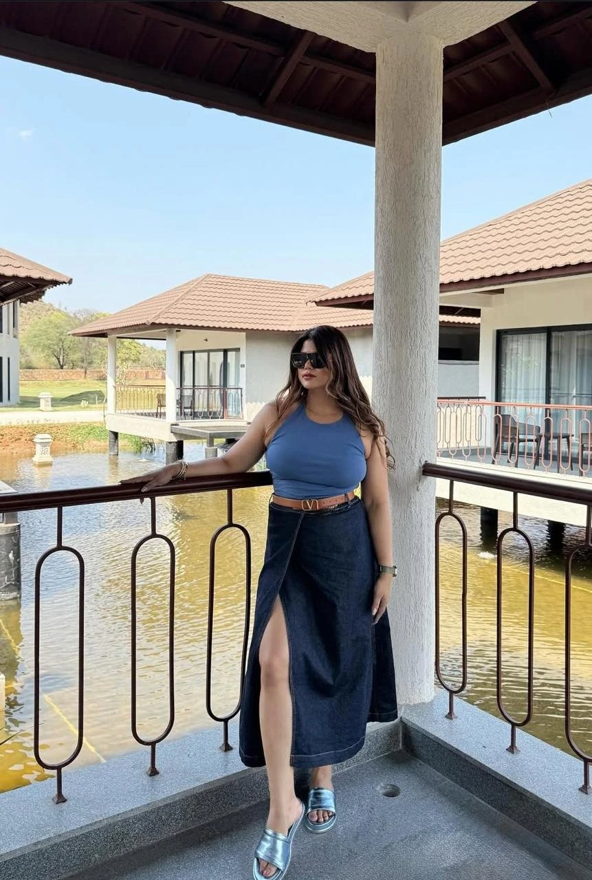 Geniune Escort Vip Models Clg Girl Avail – Indian escort in Pune — 1 / 4
