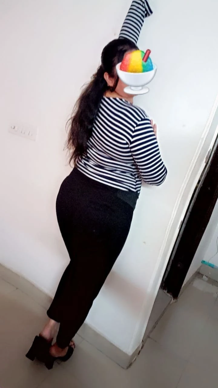 I Am Deepa Hot n Sizzling Lady – Indian escort in New Delhi — 2 / 9