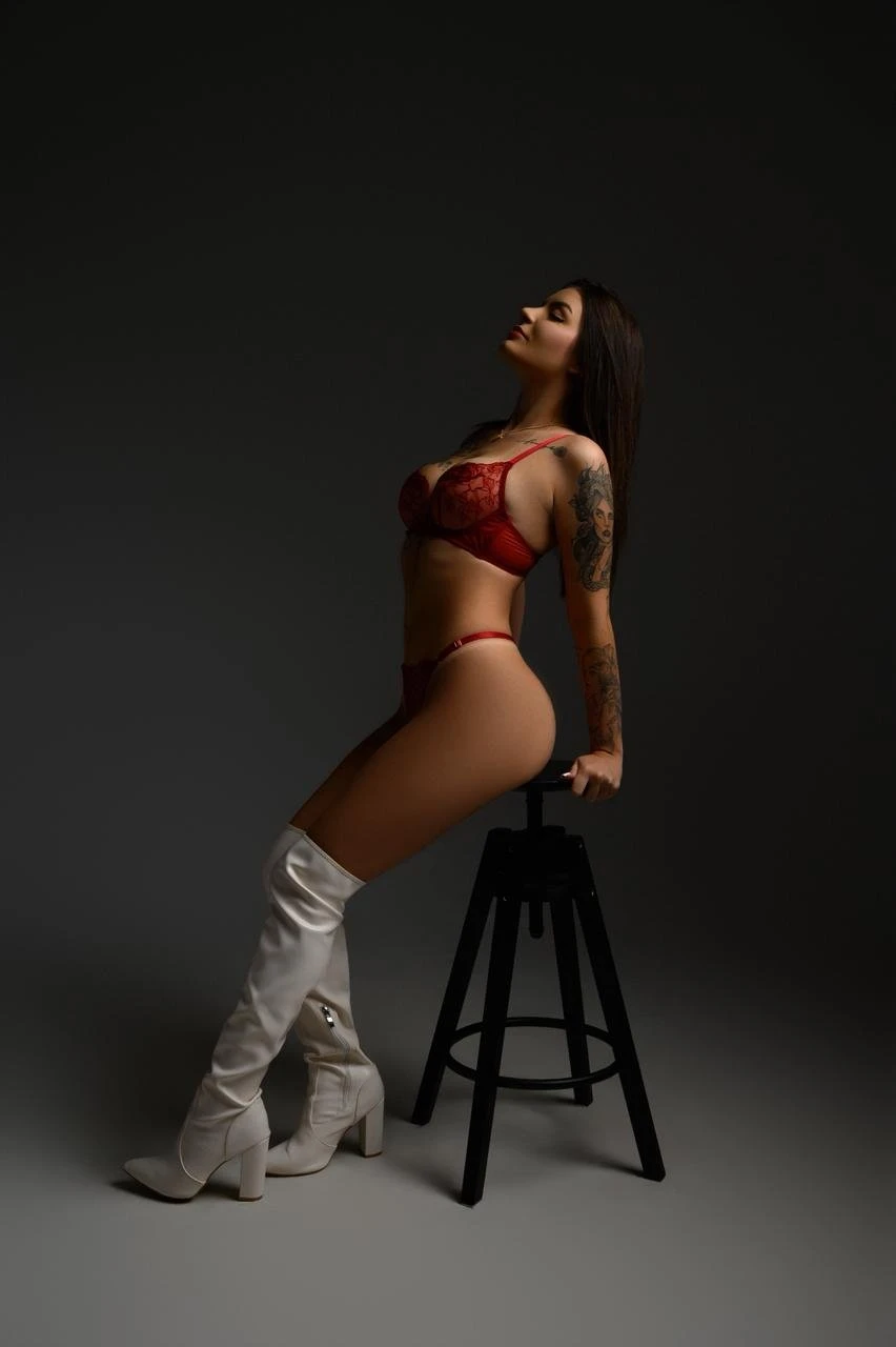 ROXANA – Brazilian escort in Mauritius — 12 / 14
