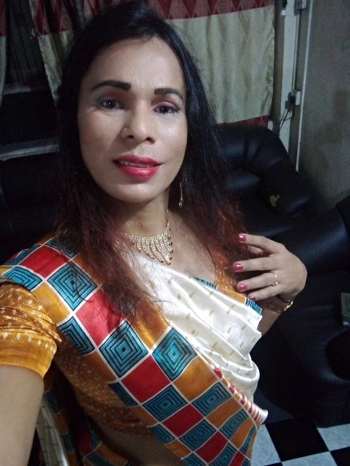 Sheril – Sri Lankan escort in Colombo — 6 / 12
