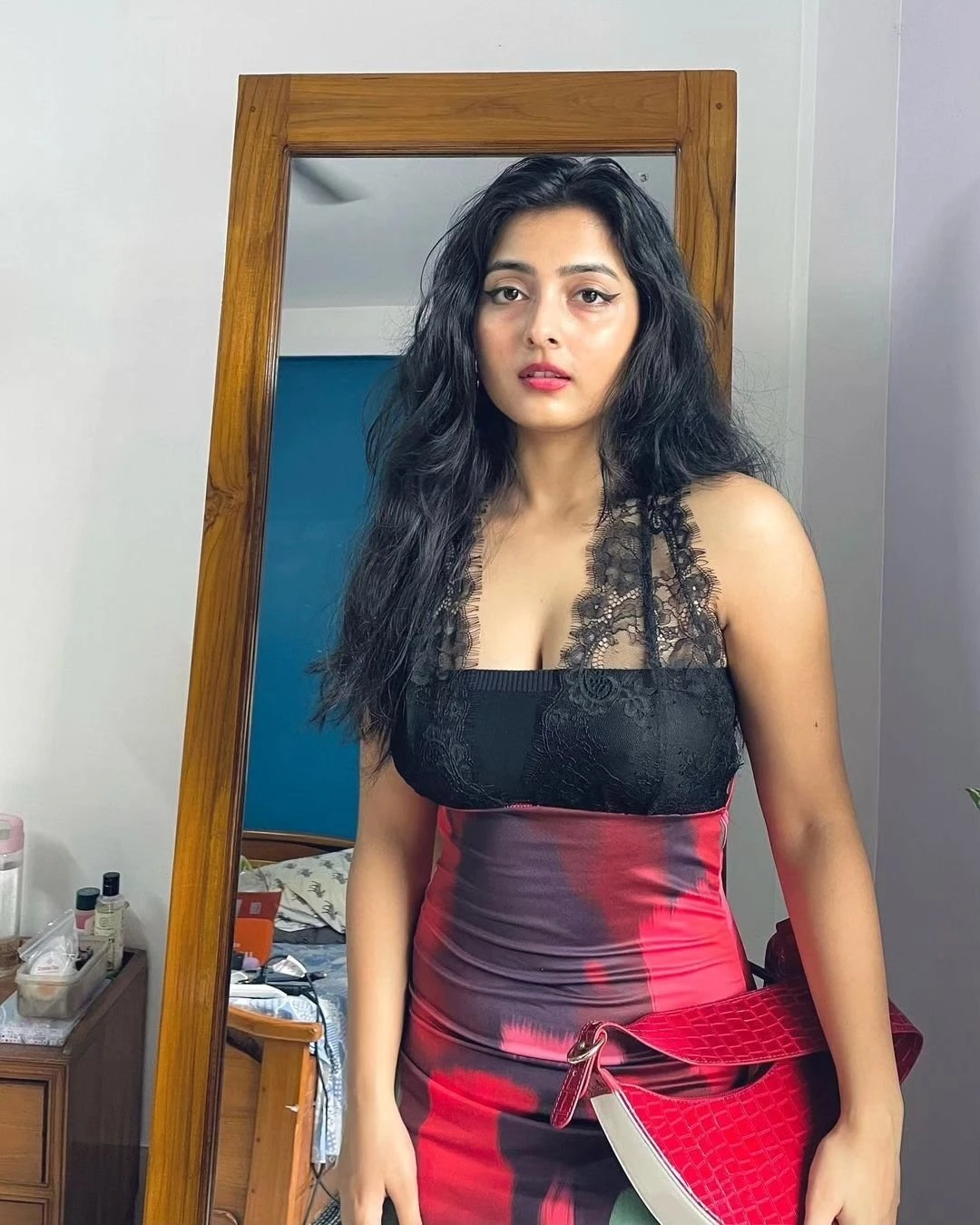 Shriya – Indian escort in Kozhikode — 2 / 3