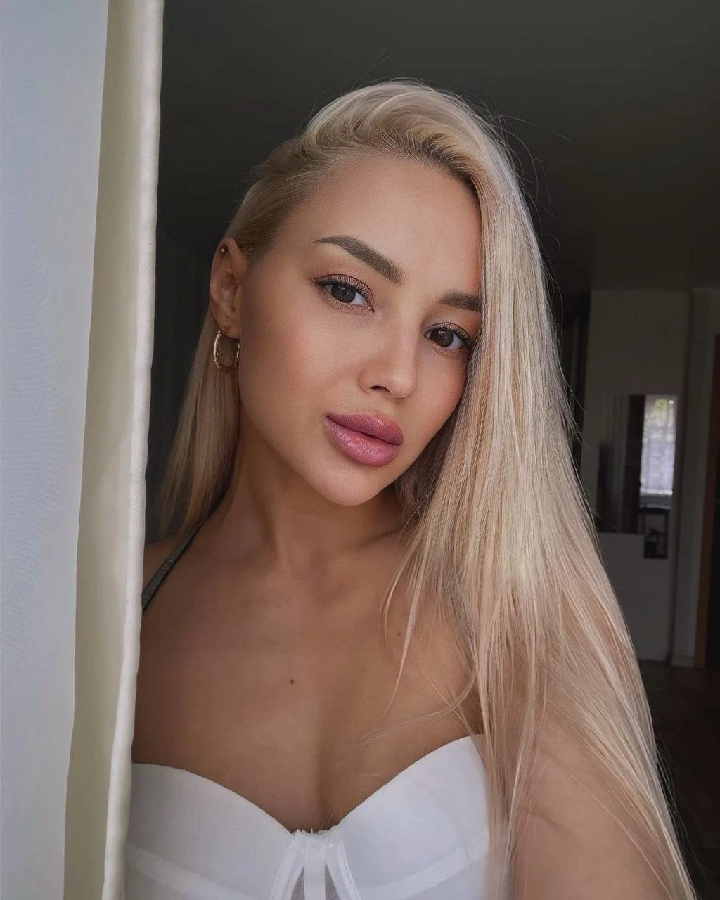 Alisa – Russian escort in Beirut — 5 / 6