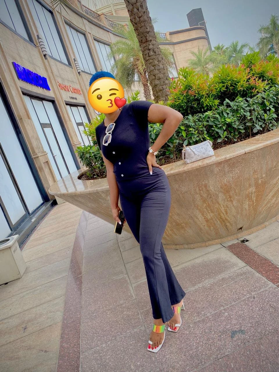 Nicky – South African escort in Kolkata — 2 / 3