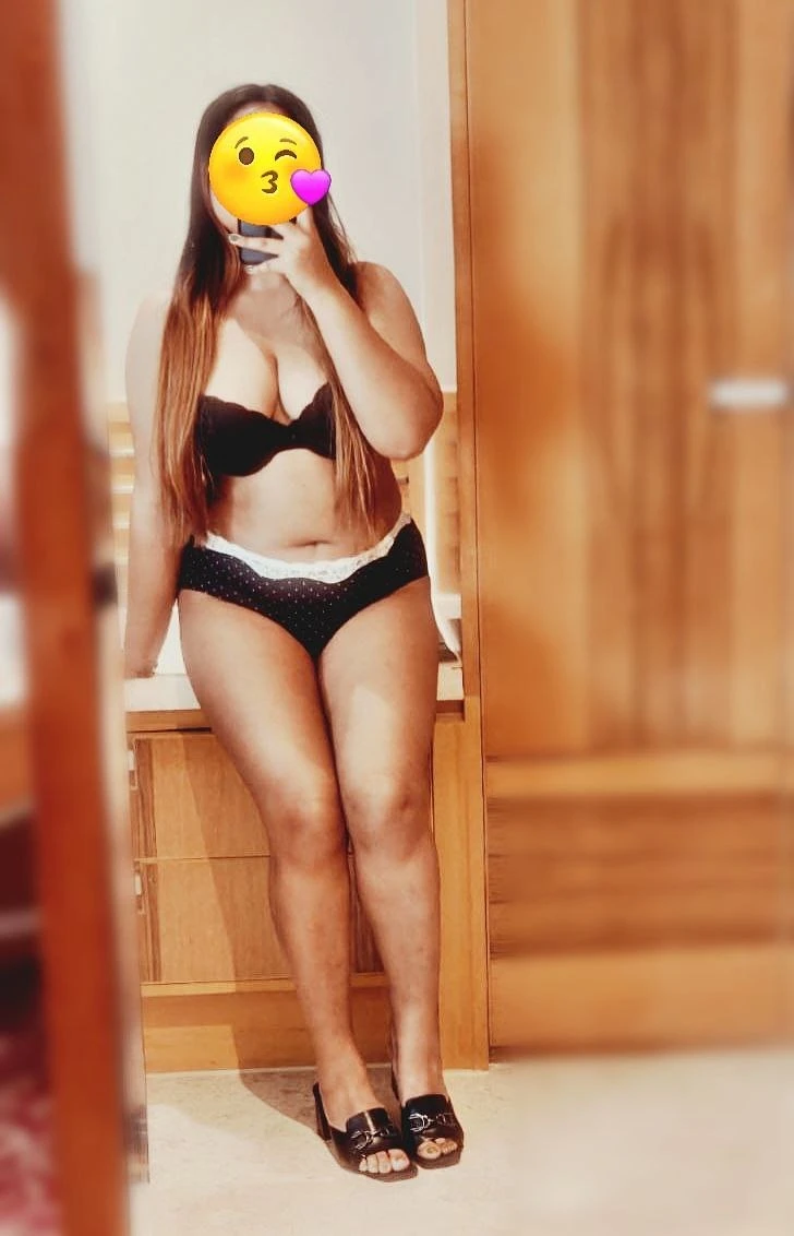 Nisha Chat in Telegram @nisha021999 – Indian escort in Hyderabad, Escort, Hyderabad