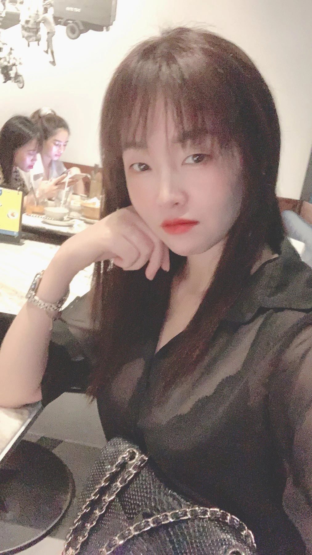 Yangmi – Vietnamese escort in Ho Chi Minh City — 9 / 13
