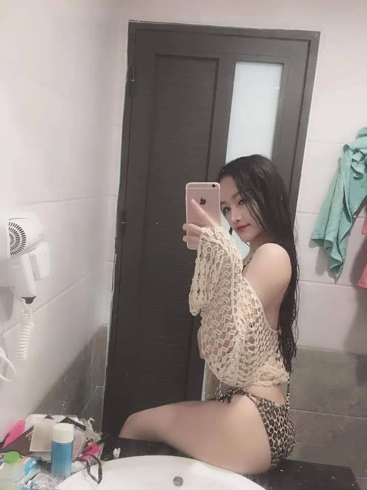 Honey – Vietnamese escort in Hanoi — 5 / 7
