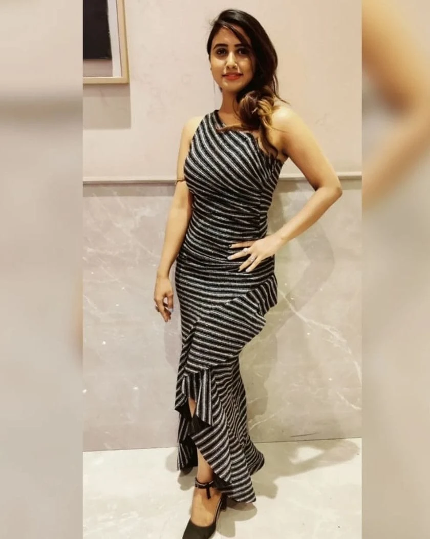 Escort Service – Indian escort in Kochi — 2 / 3