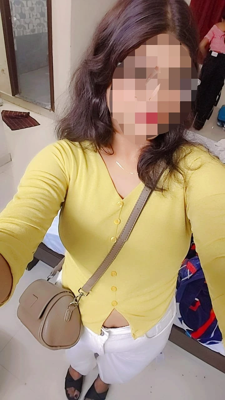 ꧁ 🦋 REAL MEET & CAM WITH FACE꧂🦋‍🩹 – Indian escort in Hyderabad — 5 / 6