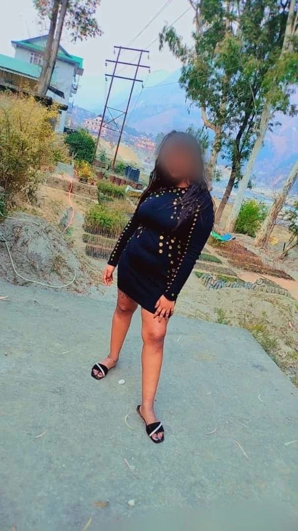 Aditi Singh Cam and Real Meet Escort – Indian escort in New Delhi — 3 / 4