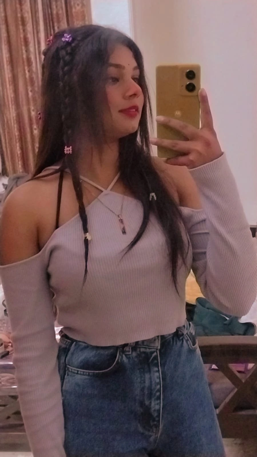NEHA REAL INDEPENDENT GIRL – Indian escort in New Delhi — 4 / 8