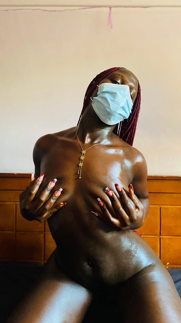 Kimberly – Rwandan escort in Kampala — 9 / 11