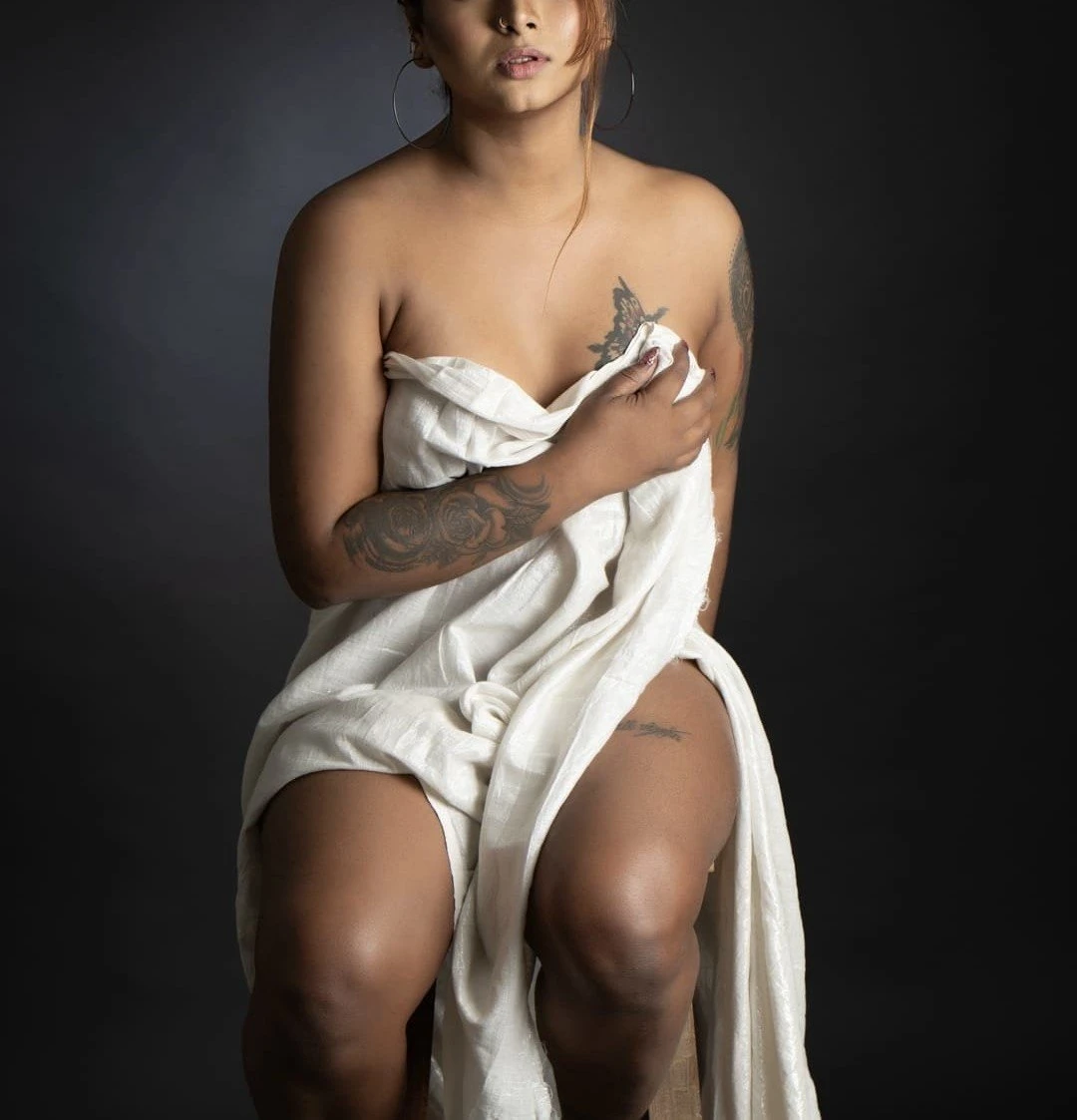 South Indian Sexy Young Girl – Indian escort in Colombo, Escort, Colombo