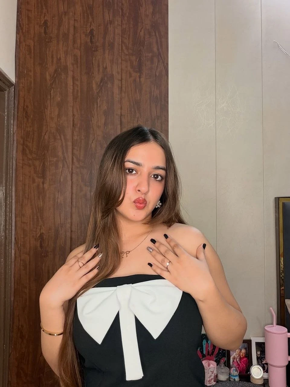 I Self Krishna – Indian escort in Kolkata — 2 / 6