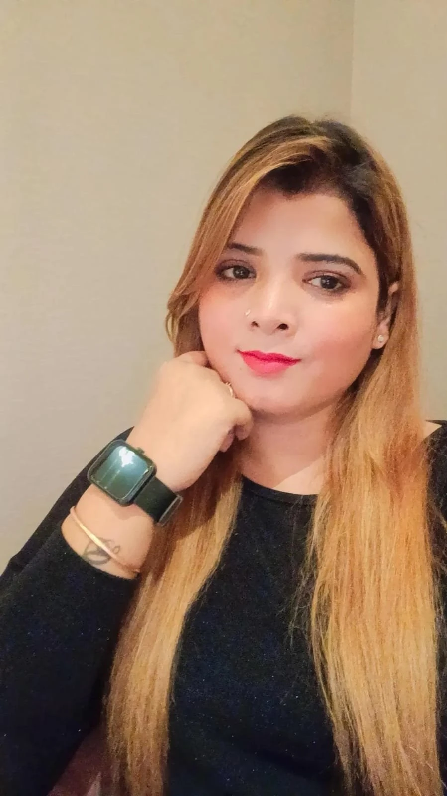 Deepika – Indian escort in Hyderabad — 1 / 2