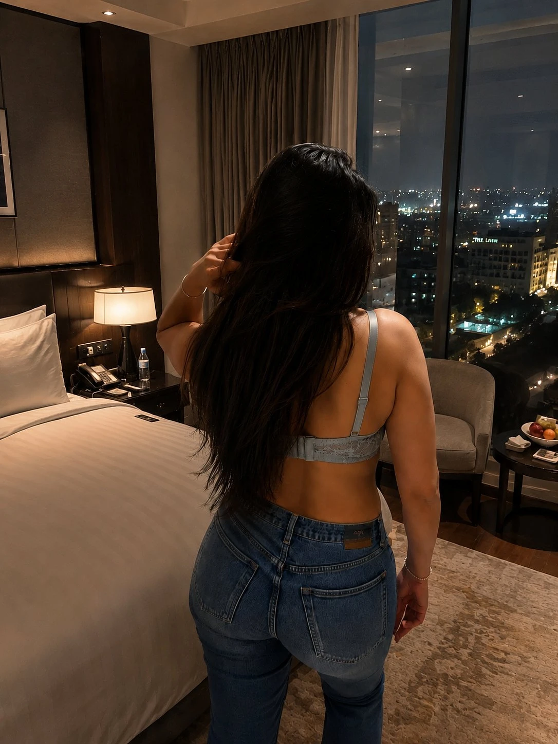 Sheena Ind – Indian escort in New Delhi — 1 / 5