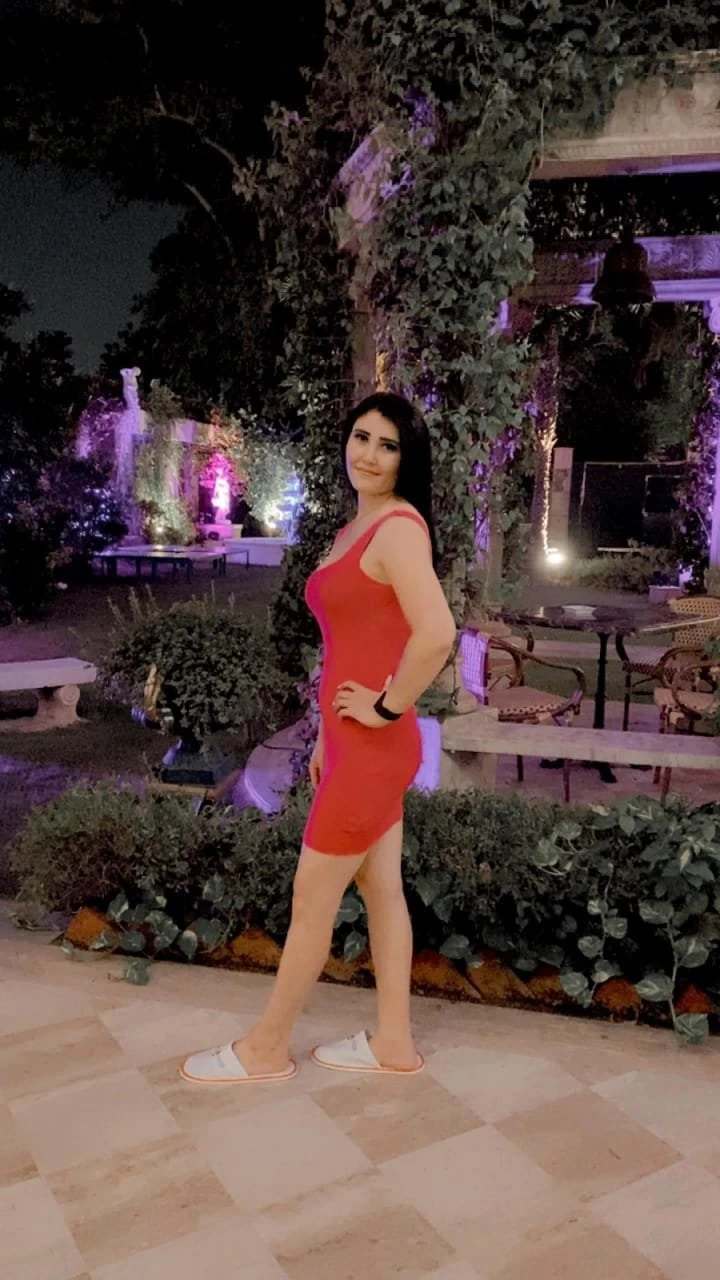 Ameli Russian Escorts in CP – Russian escort in New Delhi — 11 / 14
