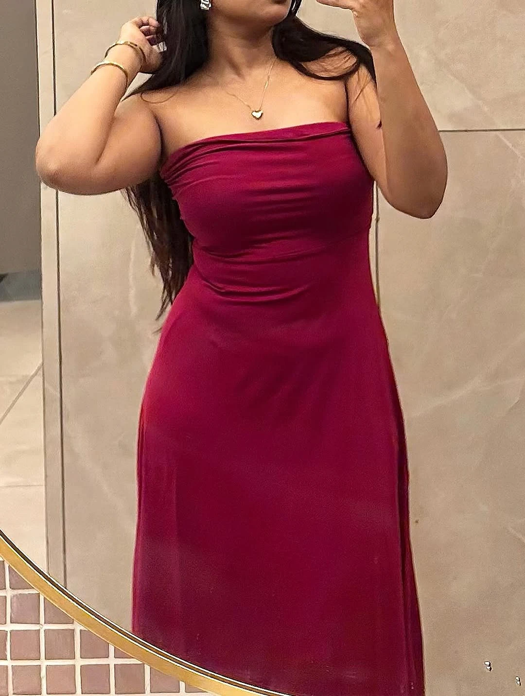 Indu – escort in Hyderabad — 1 / 4