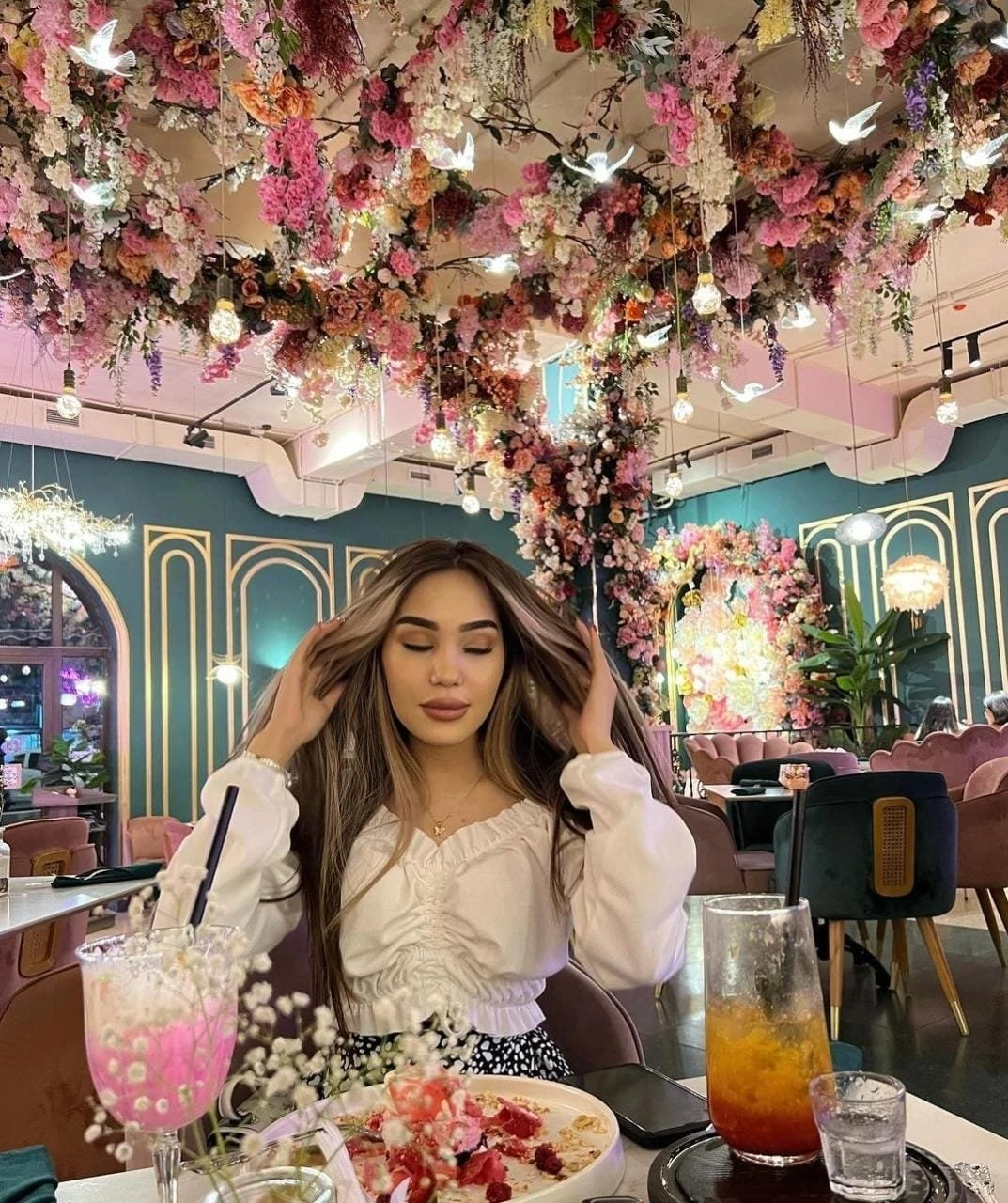 Alina Russian available in Delhi NCR – Russian escort in New Delhi — 3 / 6