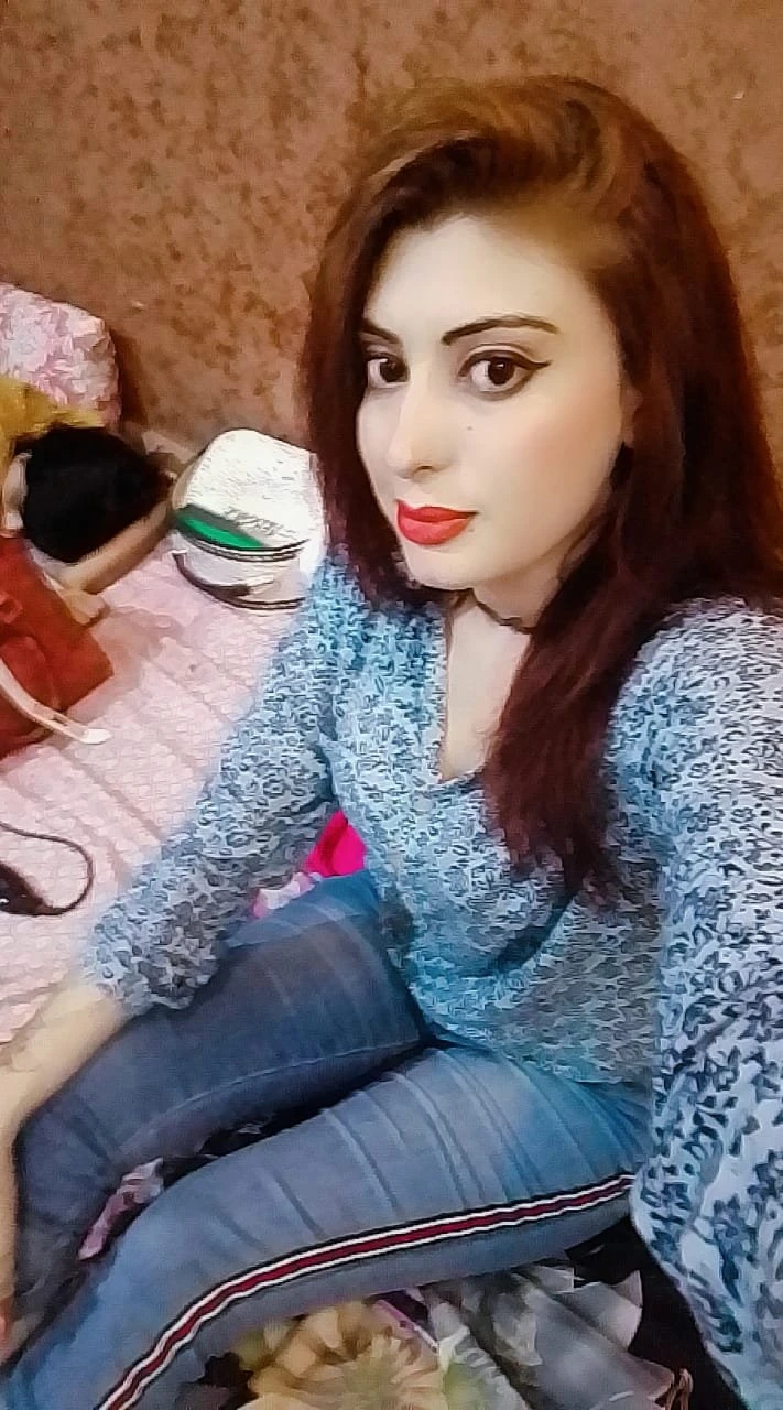 Nomi Escorts in Karachi – Pakistani escort in Karāchi — 3 / 5