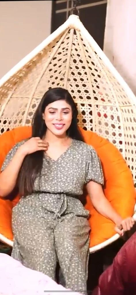 Afrin Khan_Real meet – Indian companion in New Delhi — 5 / 8