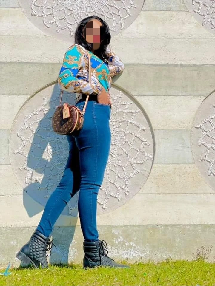 Romaine Girl – Sri Lankan escort in Colombo — 2 / 3