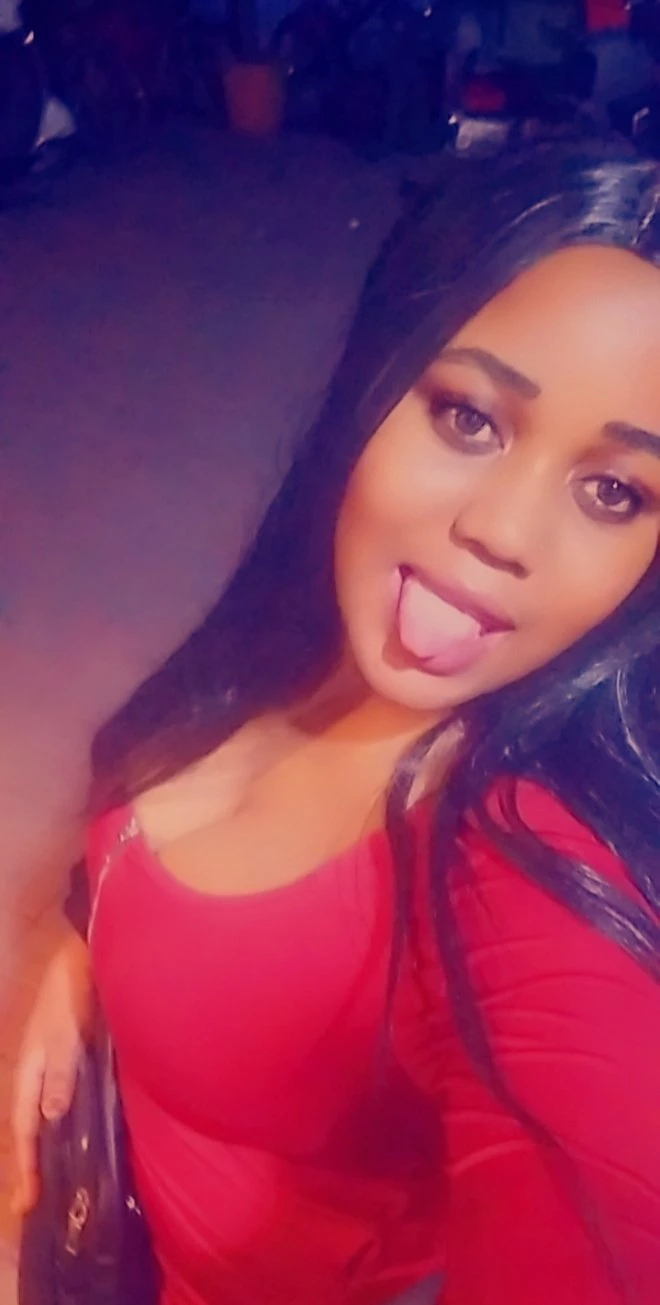 Nina – Cameroonian escort in Noida — 2 / 4