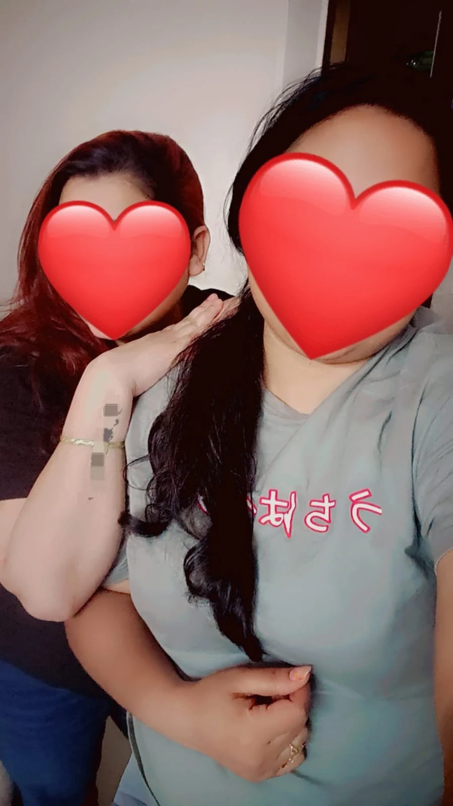 Shreya & Mansi Singh cam threesom servic – Indian escort in New Delhi — 3 / 5