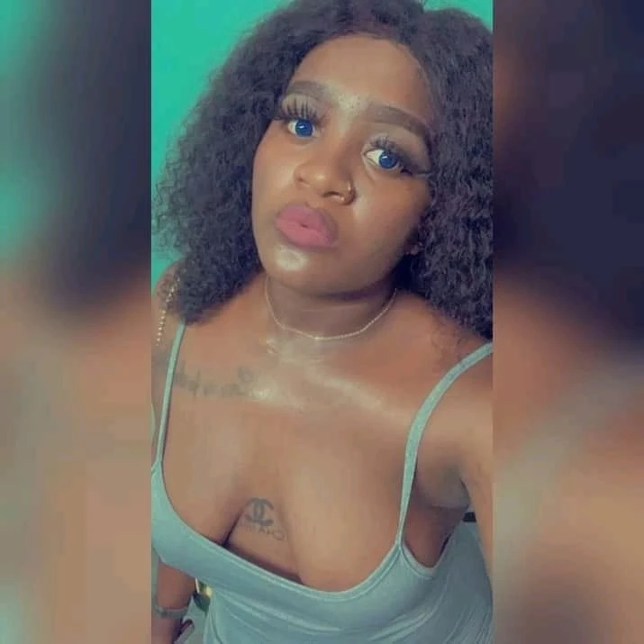 Cindy – Central African escort in Pune — 5 / 7