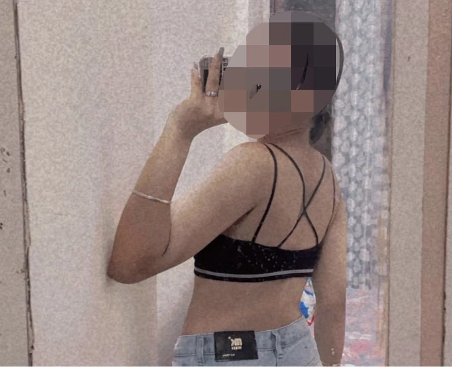 Aditi Thakur 21(independent ) – Indian escort in Mumbai — 8 / 11